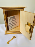Tabernacle (Wooden Miniature with 2 Keys)