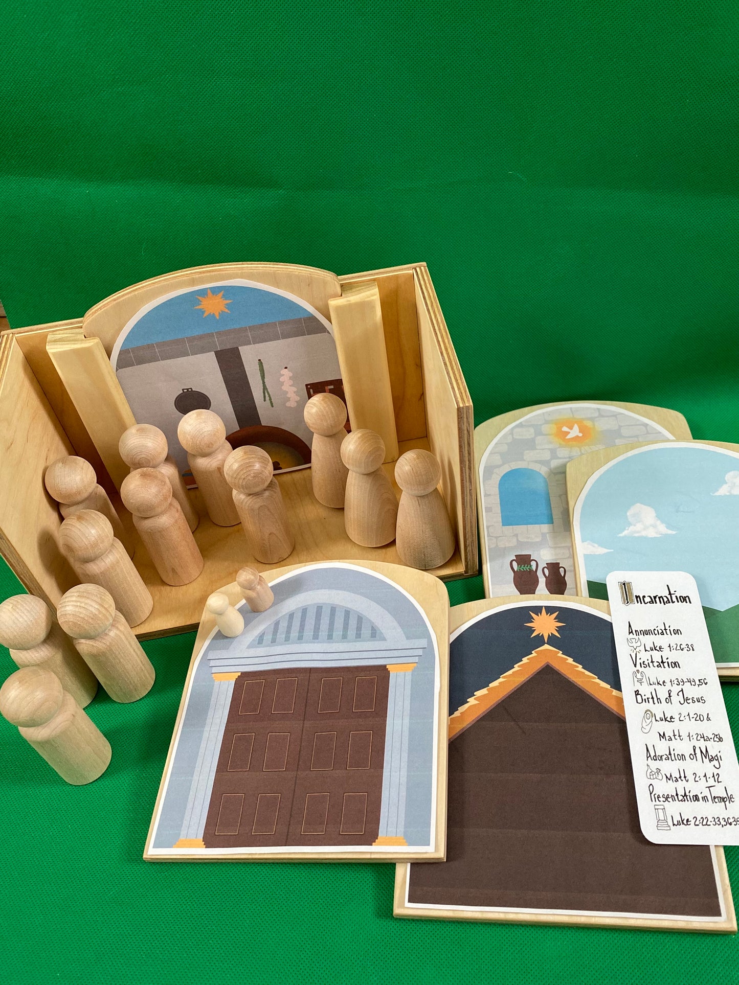 Home Infancy Narratives (Nativity) Set - House with Figures, Bookmark & Wooden Backdrops